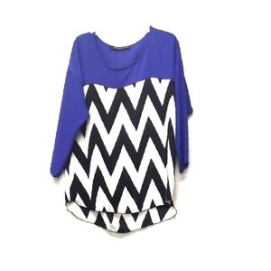 Absolute Angel trendy sheer 3/4 sleeves high low blouse Size: S